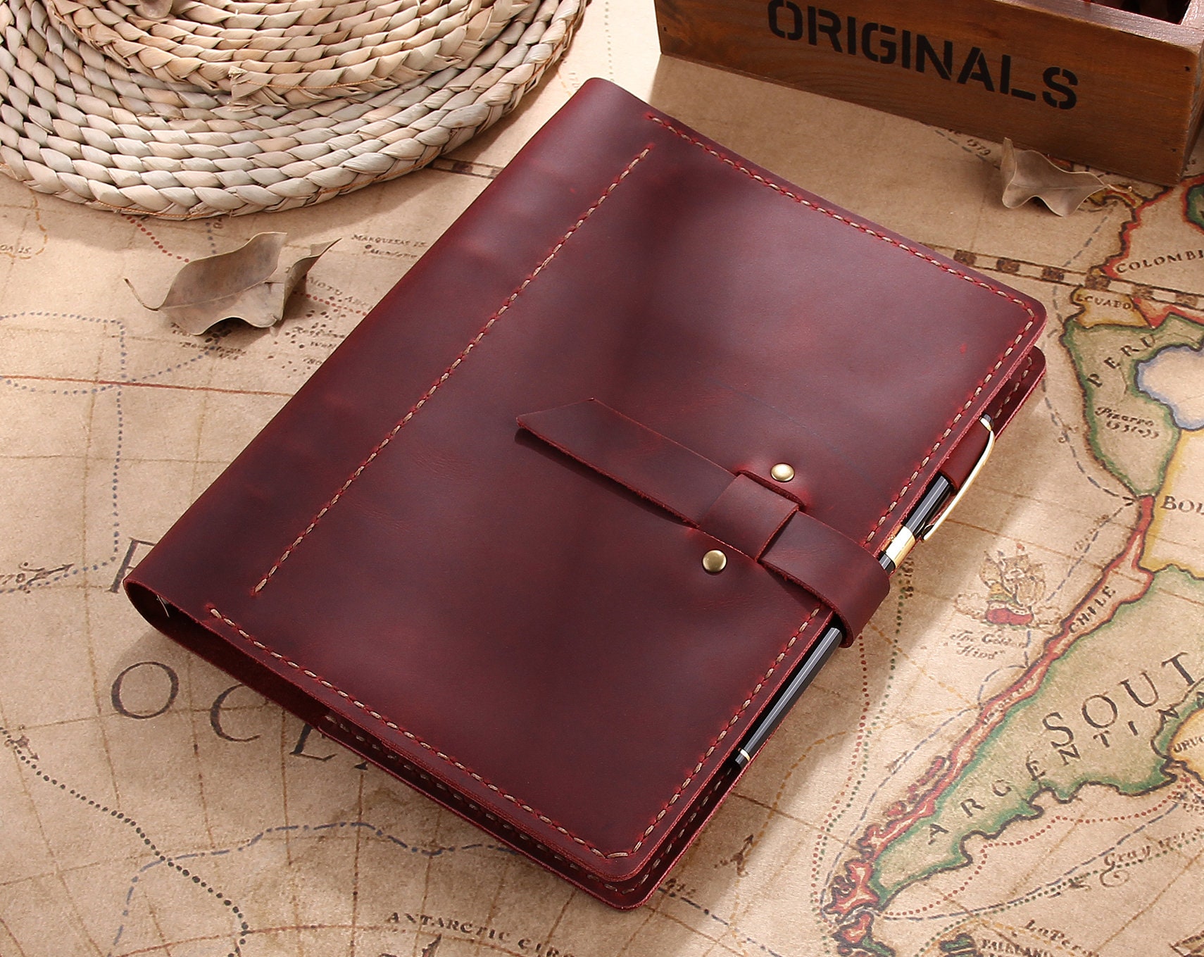 Wonderpool Leather Journal A6 Refillable 6 Ring Binder Notebook with Lined  Paper and Pen,Writing Diary for Work Travel and Agenda Plan (A6, Wine red)