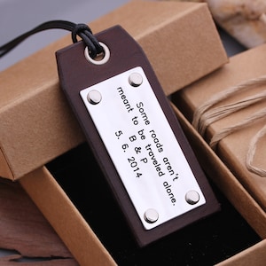 Personalized Leather Luggage Tag - Leather Travel Tag - Suitcase Tag - Baggage Tag - Gift for Her, Gift for Him - Anniversary Weddig Gift