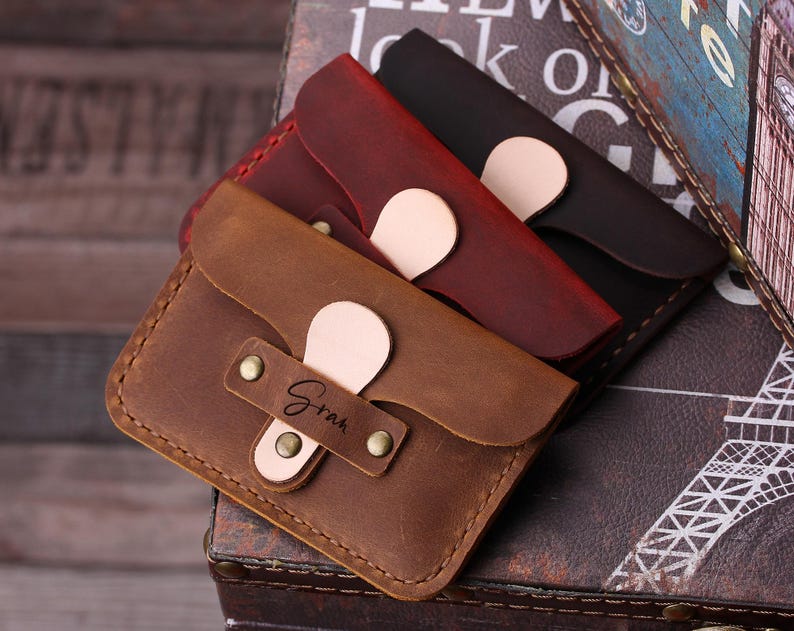 Cartera de cuero personalizada para tarjetas, tarjetero pequeño personalizado, funda minimalista de cuero para tarjetas, billetera con bolsillo frontal, regalo de cuero hecho a mano imagen 1