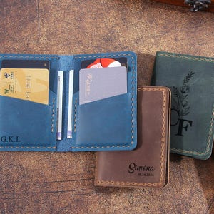 Cartera de cuero hecha a mano para hombre - Cartera de cuero minimalista personalizada para tarjetas de crédito - Cartera de cuero con bolsillo frontal - El mejor regalo para él/ella imagen 8