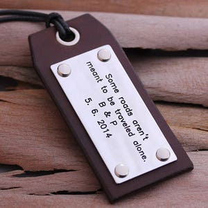 Personalized Leather Luggage Tag Leather Travel Tag Suitcase Tag Baggage Tag Gift for Her, Gift for Him Anniversary Weddig Gift zdjęcie 2