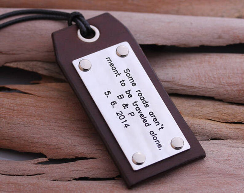 Personalized Leather Luggage Tag Leather Travel Tag Suitcase Tag Baggage Tag Gift for Her, Gift for Him Anniversary Weddig Gift image 2