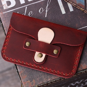 Cartera de cuero personalizada para tarjetas, tarjetero pequeño personalizado, funda minimalista de cuero para tarjetas, billetera con bolsillo frontal, regalo de cuero hecho a mano Wine