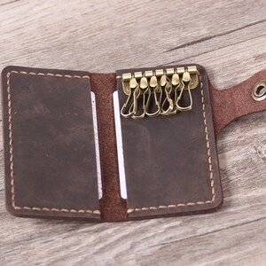 Personalized Leather key case, leather key holder, handmade leather key wallet, key chain Convenient key holder Leather key pouch keychain image 3
