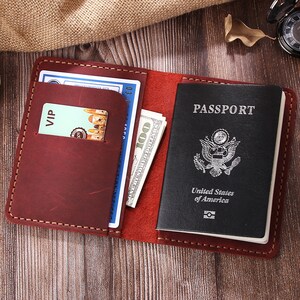 Cartera de cuero personalizada para pasaporte, billetera de viaje de cuero hecha a mano, estuche para pasaporte, porta pasaporte de cuero, billetera para documentos, regalo de graduación Wine