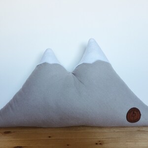 Mountain Pillow Basic Double Peak Made to Order Fog (light grey)