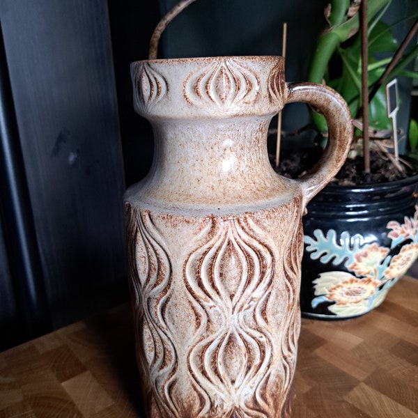 Vintage Scheurich vase 485-26