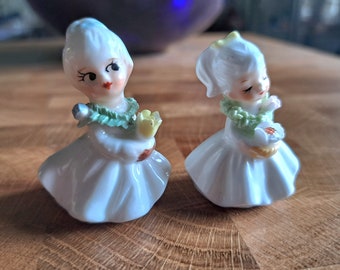 Two vintage Napco figurines