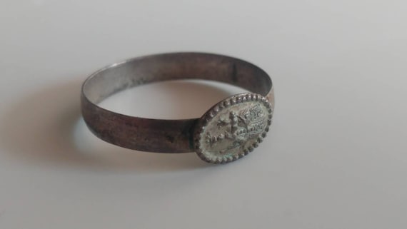 Antique religious pilgrim ring Virgin Mary