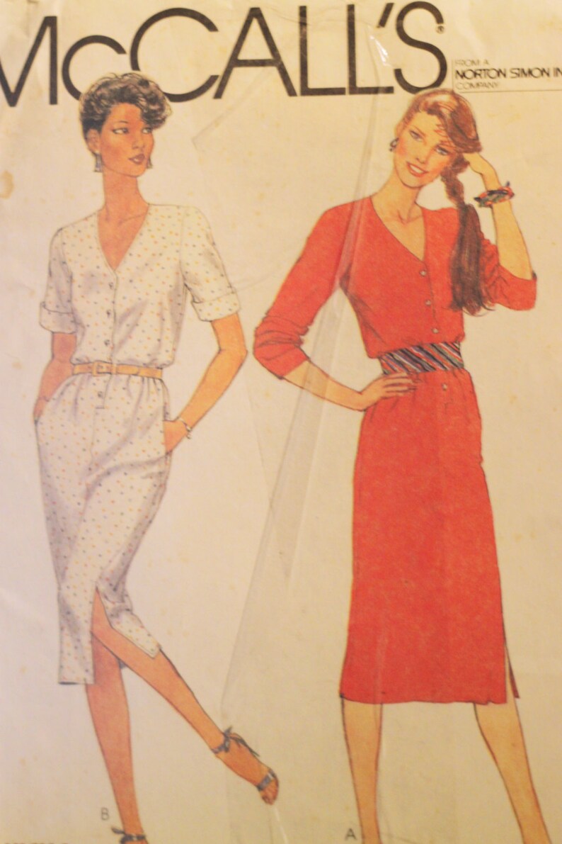 Vintage 1980 UNCUT Sewing Pattern, MCCALLS 7001. USA Size 10. Dress