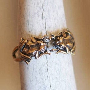 Frog Ring