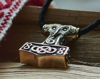 Thor's Hammer Pendant Necklace for Men and Women, Mjolnir Necklace, Viking / Norse Jewelry, Celtic Necklace, Good Luck Gift for Men