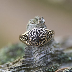 Celtic Knot Ring for Women, Celtic Jewelry, Knotted Women's Bronze Ring, Gold Irish Ring for Women, Sterling Silver Women's Ring, Small Ring