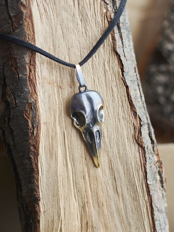 Raven Skull Pendant – the Otherist