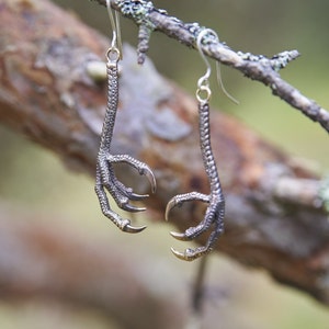 Gothic Claw Earrings | Handmade Bronze Halloween Jewelry | Witch Earrings | Eco-Friendly Alternative Fashion