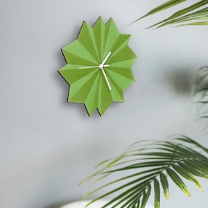 Origami clock: Green wall clock / Japandi unusual wood clock / Modern home decoration, kitchen clock // Origami Green wooden clock