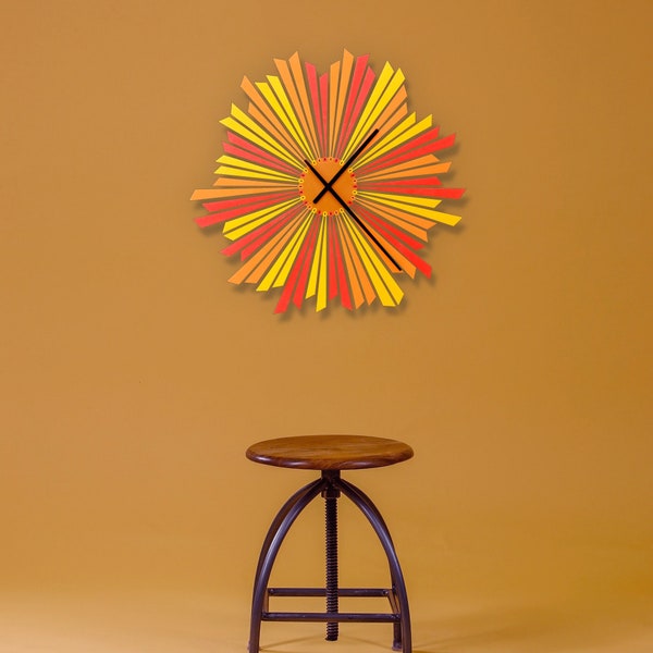 Soleil Couchant - 41cm / 59cm horloge murale en bois coloré avec apparence organique