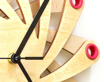 Galaxy Red Wood Wall Clock: Nature-Inspired Decor