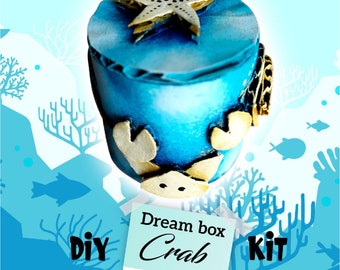 Nautic dream box. Personalized your ocean gift box. Patterns available include: seahorses, fish, and crabs