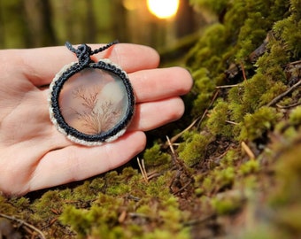 Rare dendrite agate set as a necklace