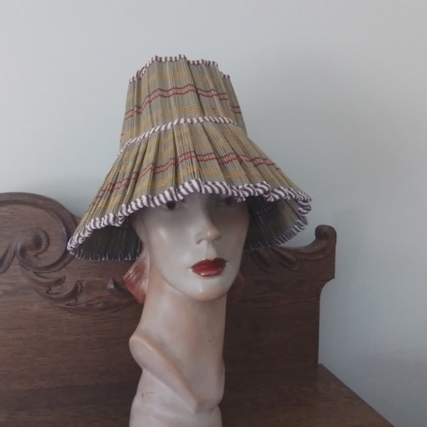 Vintage Fold and Carry Sun and Beach Hat / Tiki Oasis / Hawaiian / UNISEX