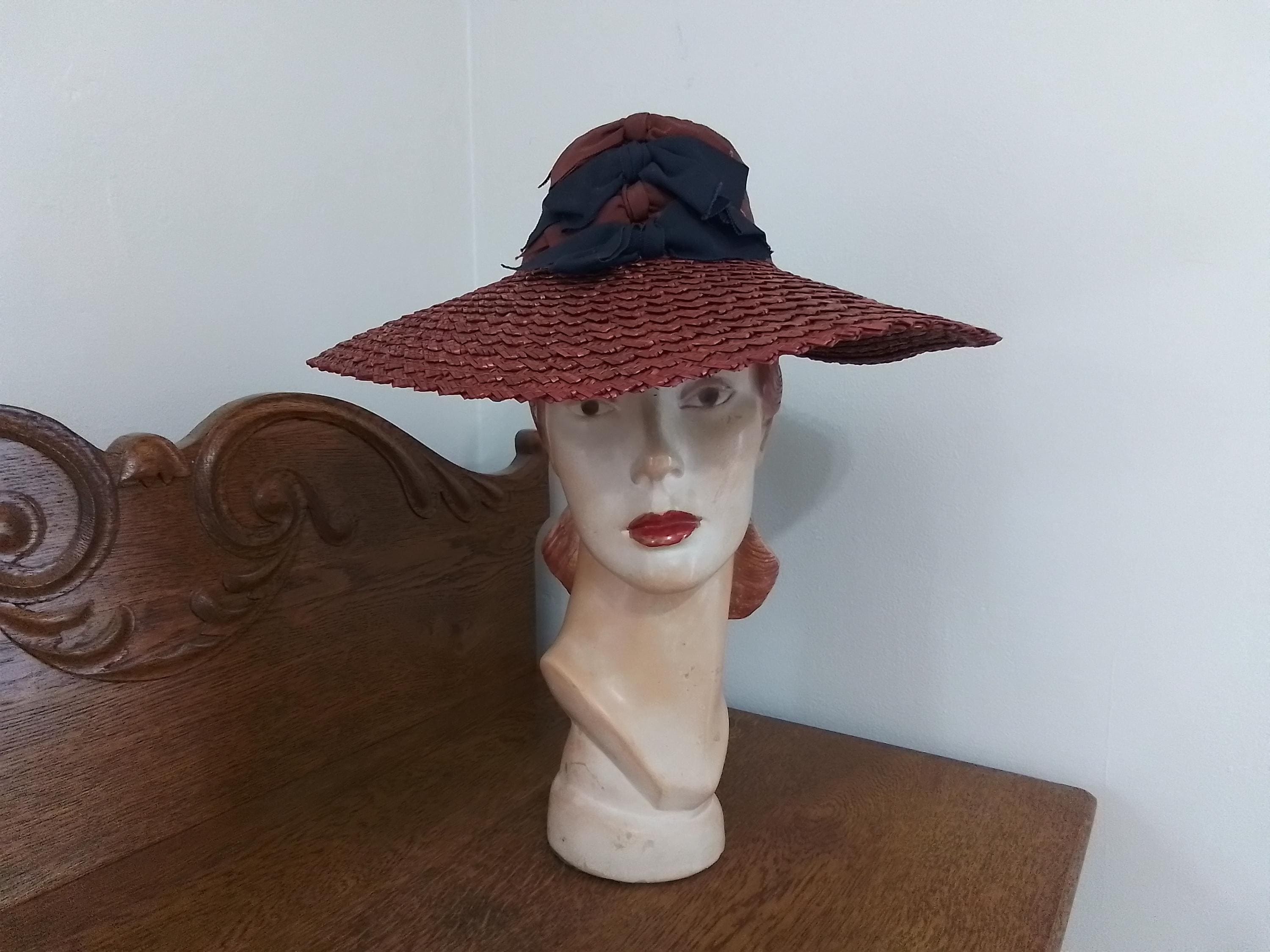 CHARMING 1940s\' BLACK FELT TOQUE WITH MULTI-COLORED FEATHER TRIM & FULL VEIL $150 includes shipping, ins, and tracking. This adorable  main image 2