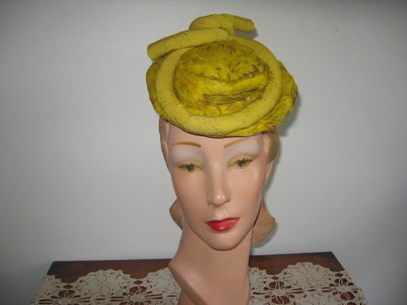 1930's-40's Hat / Mini-Sailor / Yellow Chartreuse… - image 2