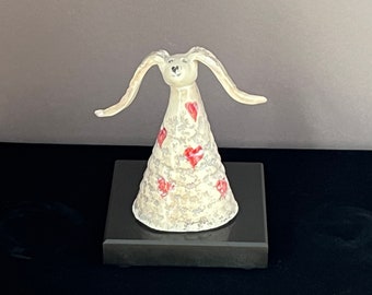 Bunny figurine sculpture