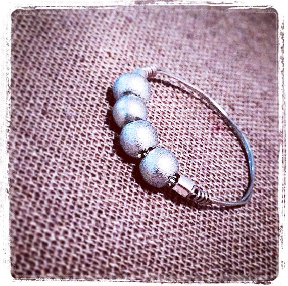 Items similar to Modern Glass Beaded Ring on Etsy