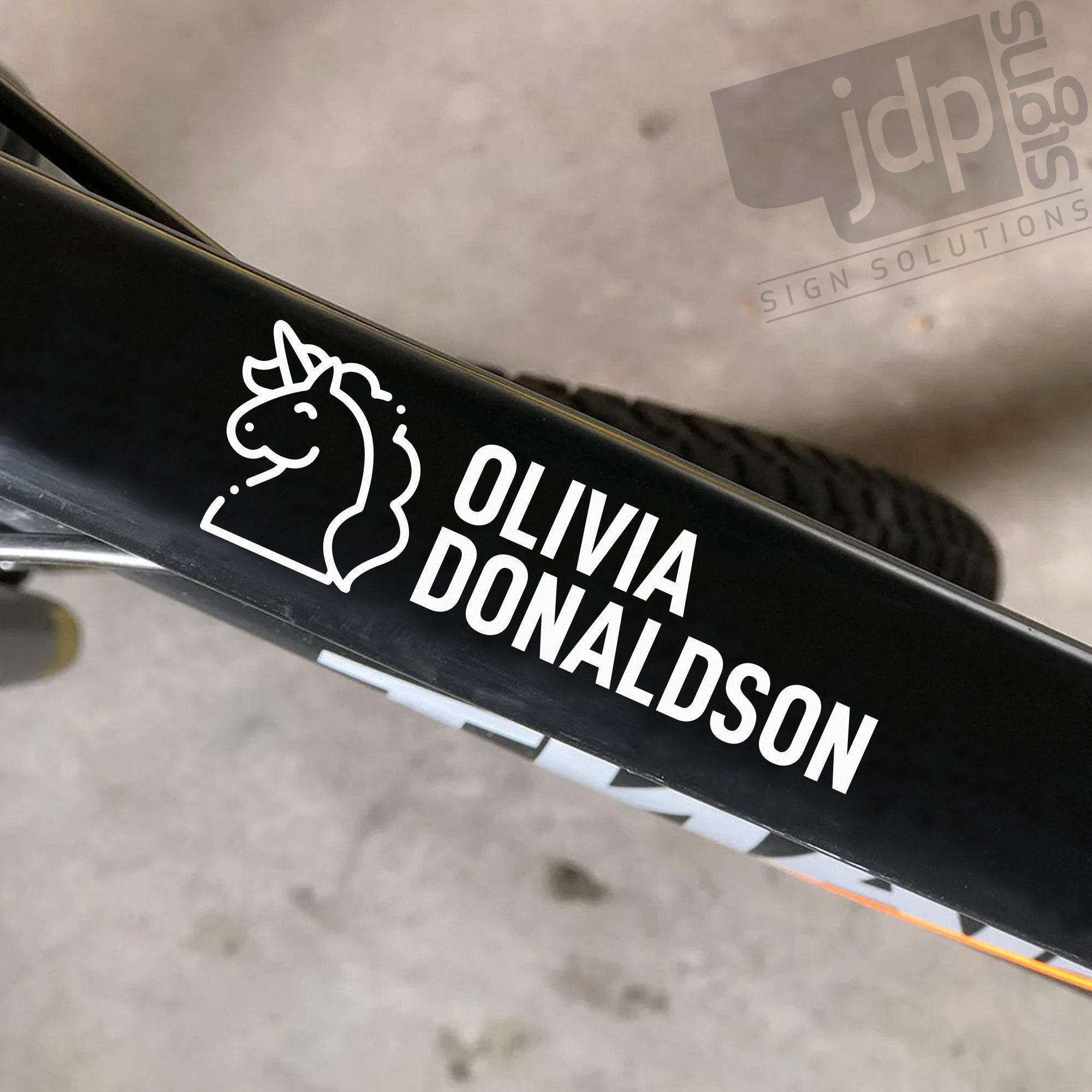 Adesivi Personalizzati Casco Bici 2 Adesivi Personalizzati Per Casco Bici, Vinile Resistente, Design Fiori - Scegli Nome E Dimensione Adesivi Yamaha Fz6 - Foto 9