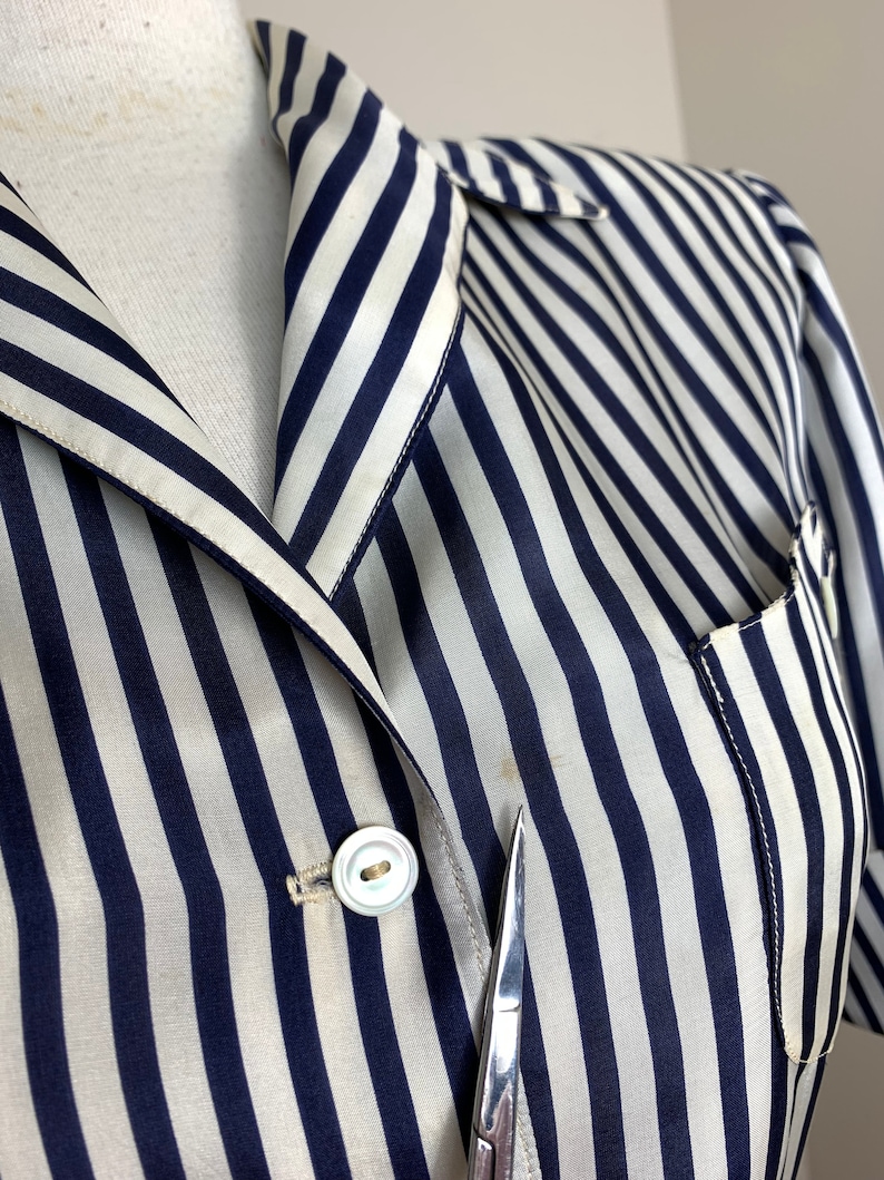1940s Navy Blue and White striped print silk blouse with MOP | Etsy
