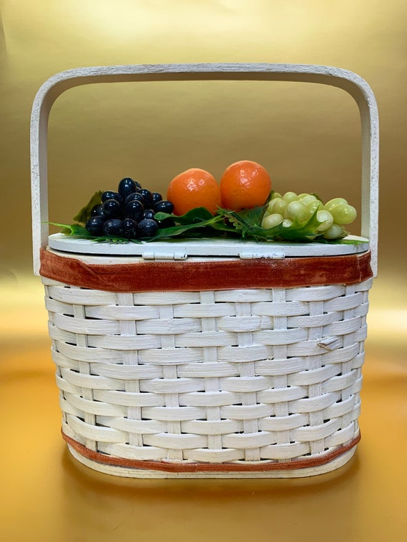 Vintage circa 1950s Wicker Style novelty fruit basket… Gem