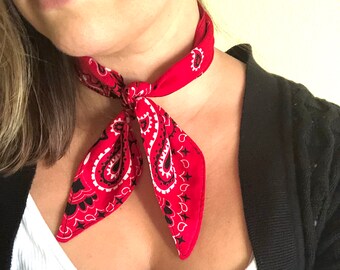 Red Bandana Western Scarf Tie, Red Paisley Neck Bandana for Women, Red Bandana Neck Tie, Red Bandana Necktie, Paisley Bandana Tie