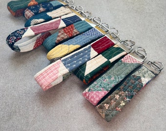Mystery Vintage Quilted Keychain, Vintage Fabric Keychain, Keychain Wristlet Made from Vintage Quilts