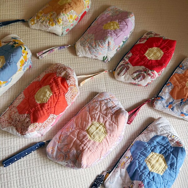 Vintage Heirloom Quilted Zipper Pouches, Quilted Cosmetic Bags, Vintage Pouch Made from Vintage Quilt