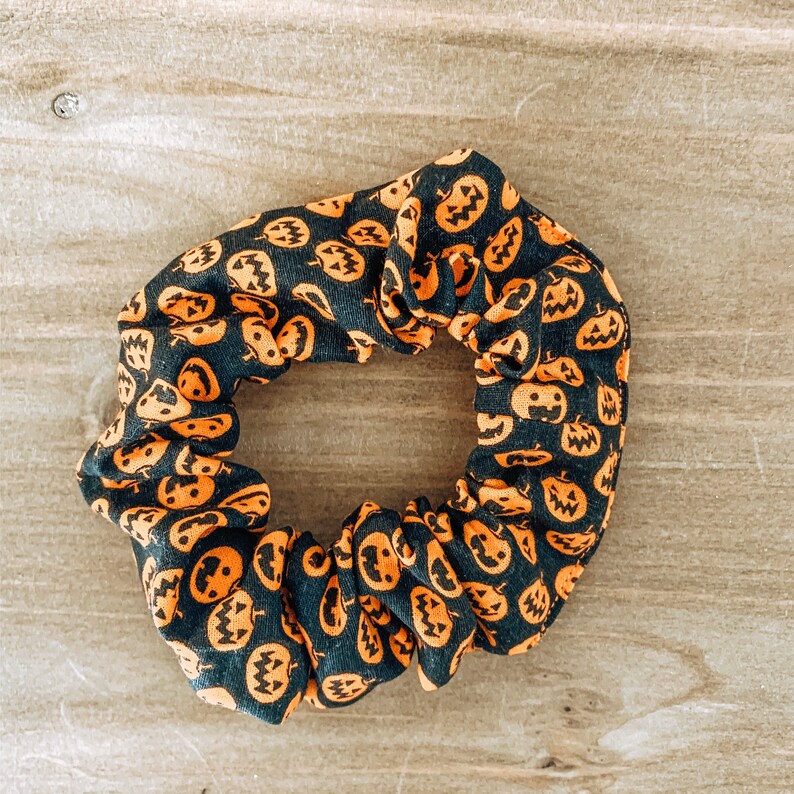 PUMPKIN Scrunchie Spooky Scrunchie Halloween Scrunchie Fall Scrunchie