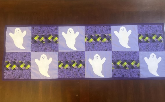 Ghost Table Runner, Halloween Table Runner, Jack o lanterns and Ghosts Table Runner