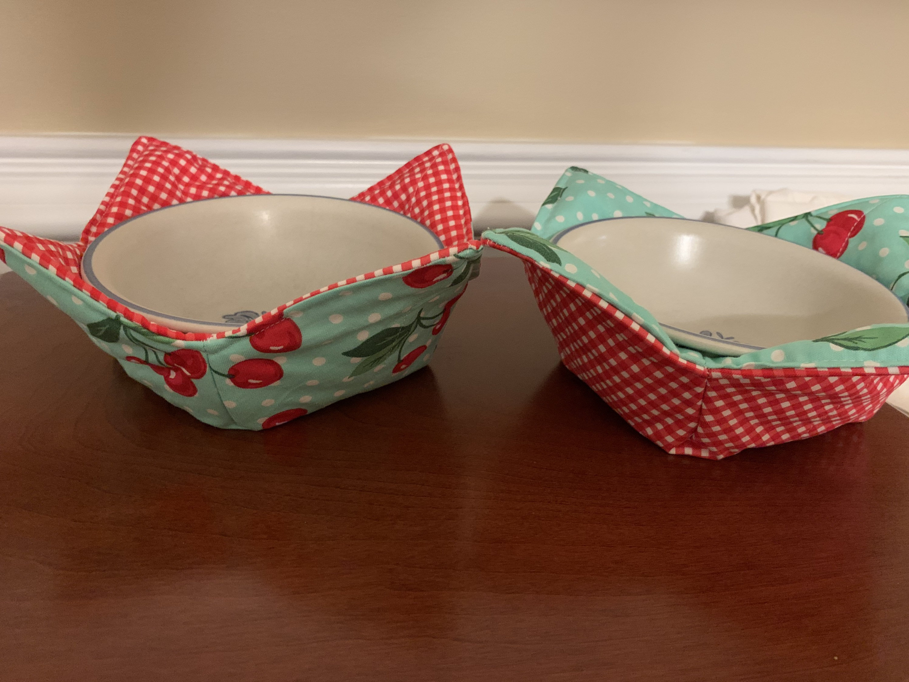 Quilted Bowl Holder Coozie, Set of 2