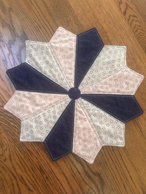Starry American Table Topper, Red Blue Off White Stars Table Topper
