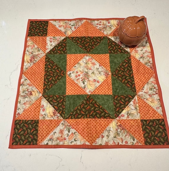 Thanksgiving Table Topper , Fall Color Table Topper, Square Autumn Tabletopper