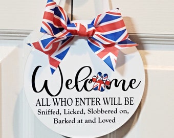 British Welcome Sign, Dog Paw Union Jack Hanging Sign 6&quot; Diameter, London Dog Sign, UK Dog sign