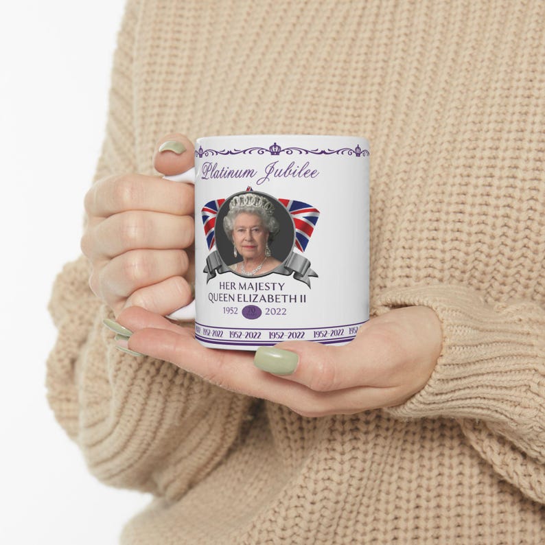 Ourpreciousdesignz Platinum Jubilee Queen Elizabeth II Mug - Thumbnail 5