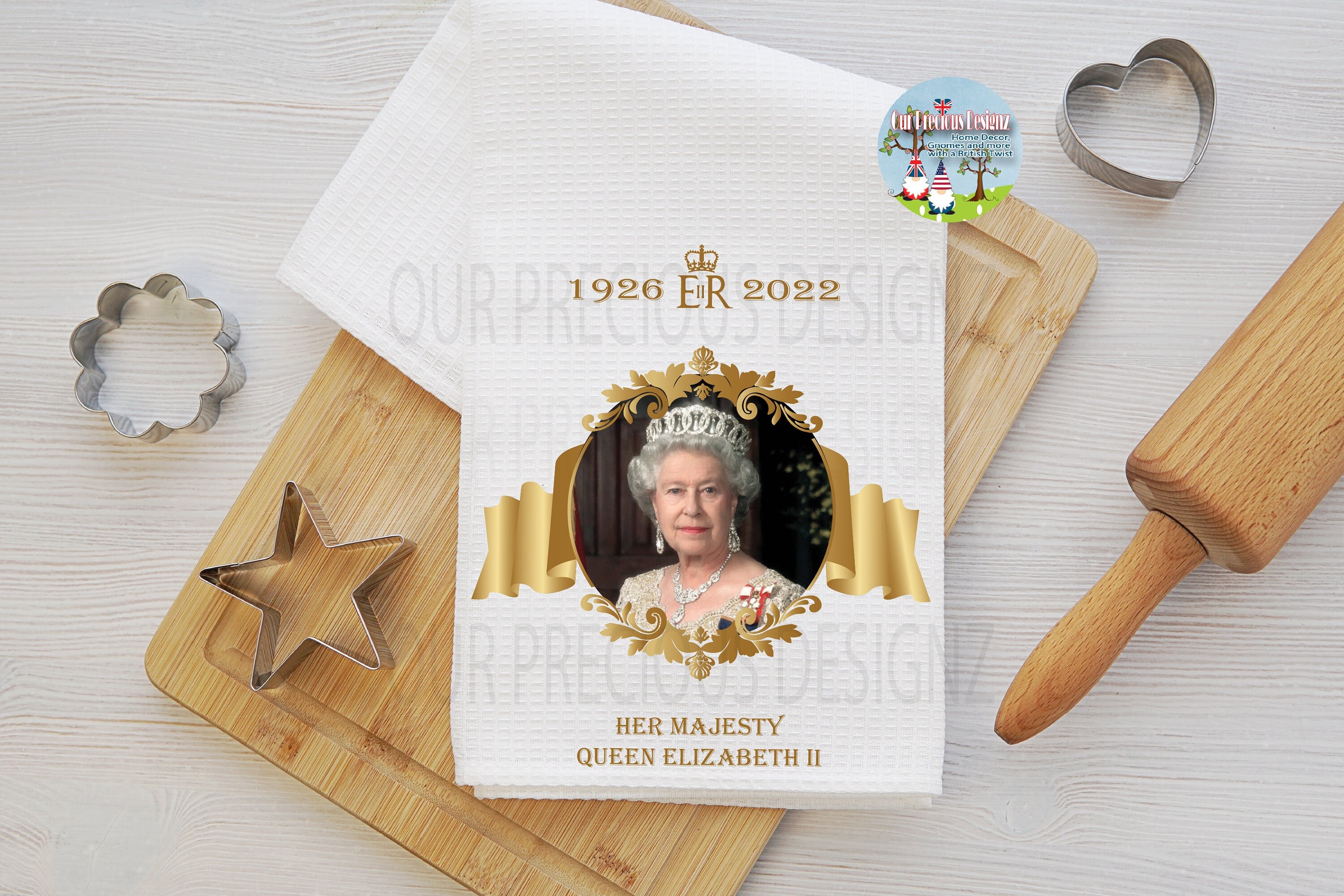 イギリスティータオル３枚セット！(Tea towel)エリザベス女王 英国王室公式グッズ（ティータオル）エリザベス女王 プラチナ