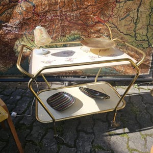 バーカート 真鍮とセラミック製のティーカート 1950年代 クリームベージュ ミッドセンチュリー