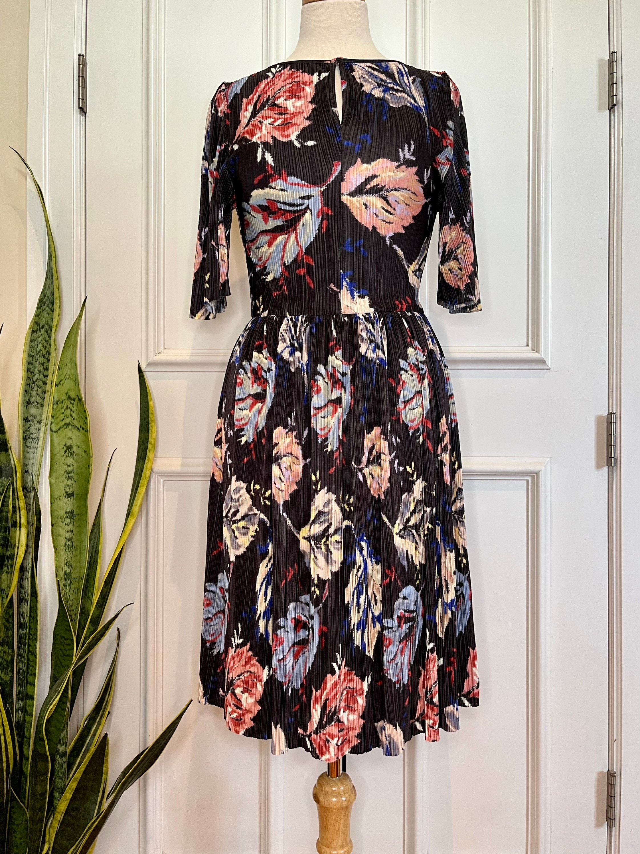 Abito floreale per fisarmonica Italia