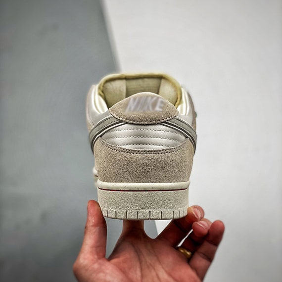 Dunk Light Bone - image 5