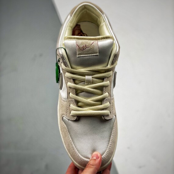 Dunk Light Bone - image 3