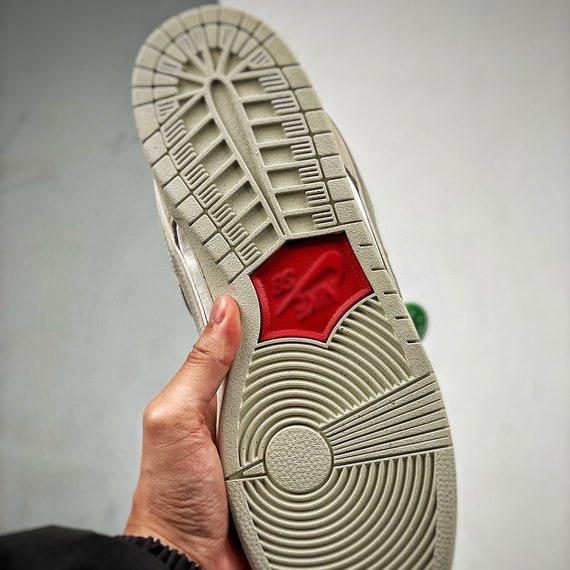 Dunk Light Bone - image 7