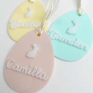 Etichetta per cesto regalo personalizzata a forma di uovo di Pasqua in acrilico 3D / Nome personalizzato / Etichetta per nome pasquale personalizzata / Etichetta per cesto pasquale / Strato doppio