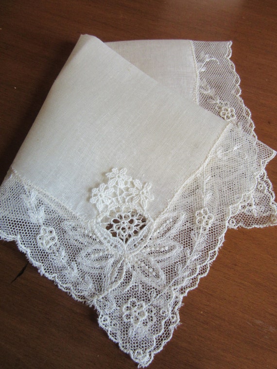 Vintage  Floral Embroidered Net Lace 3 D Wedding … - image 1